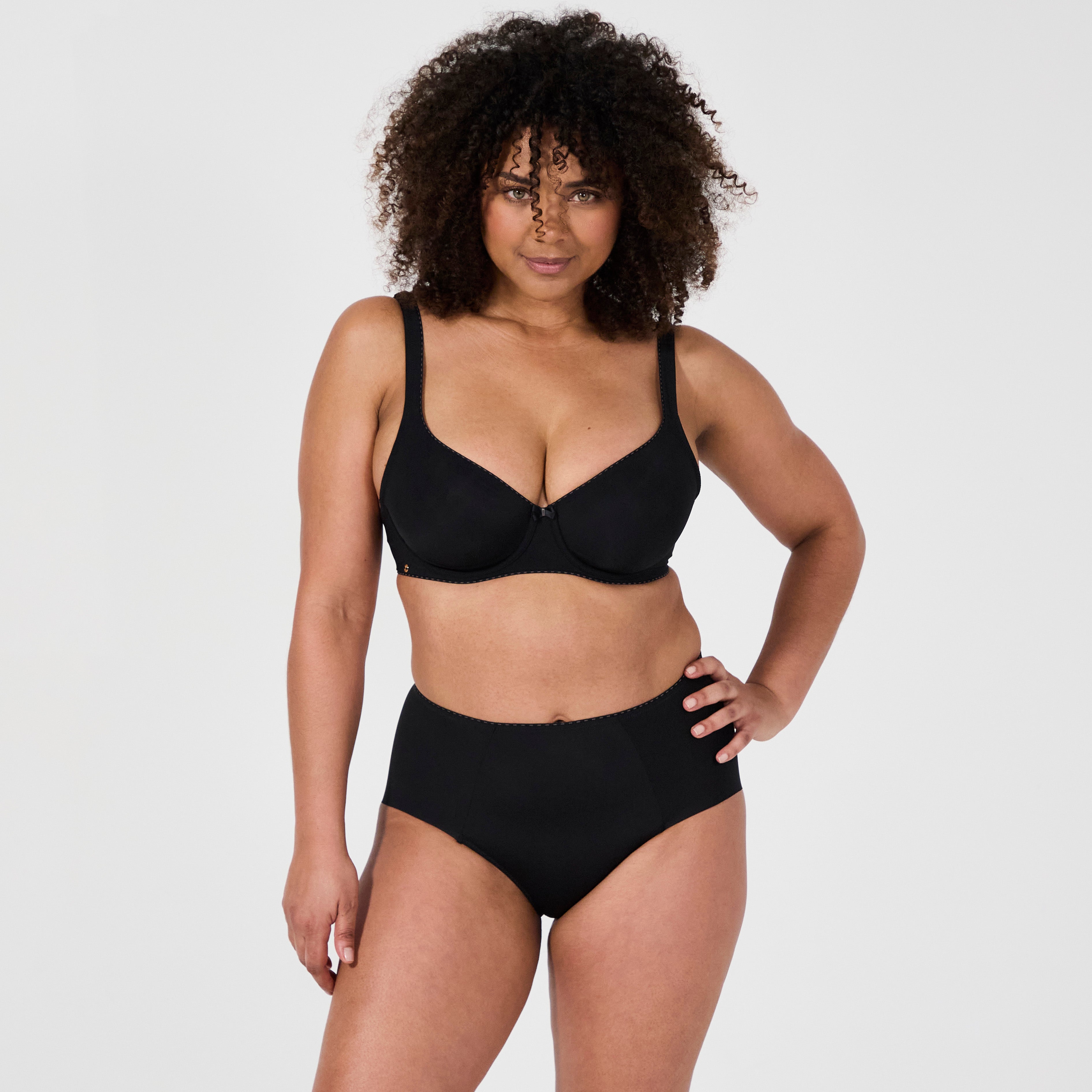 Just Daily Black Underwired Molded Bra