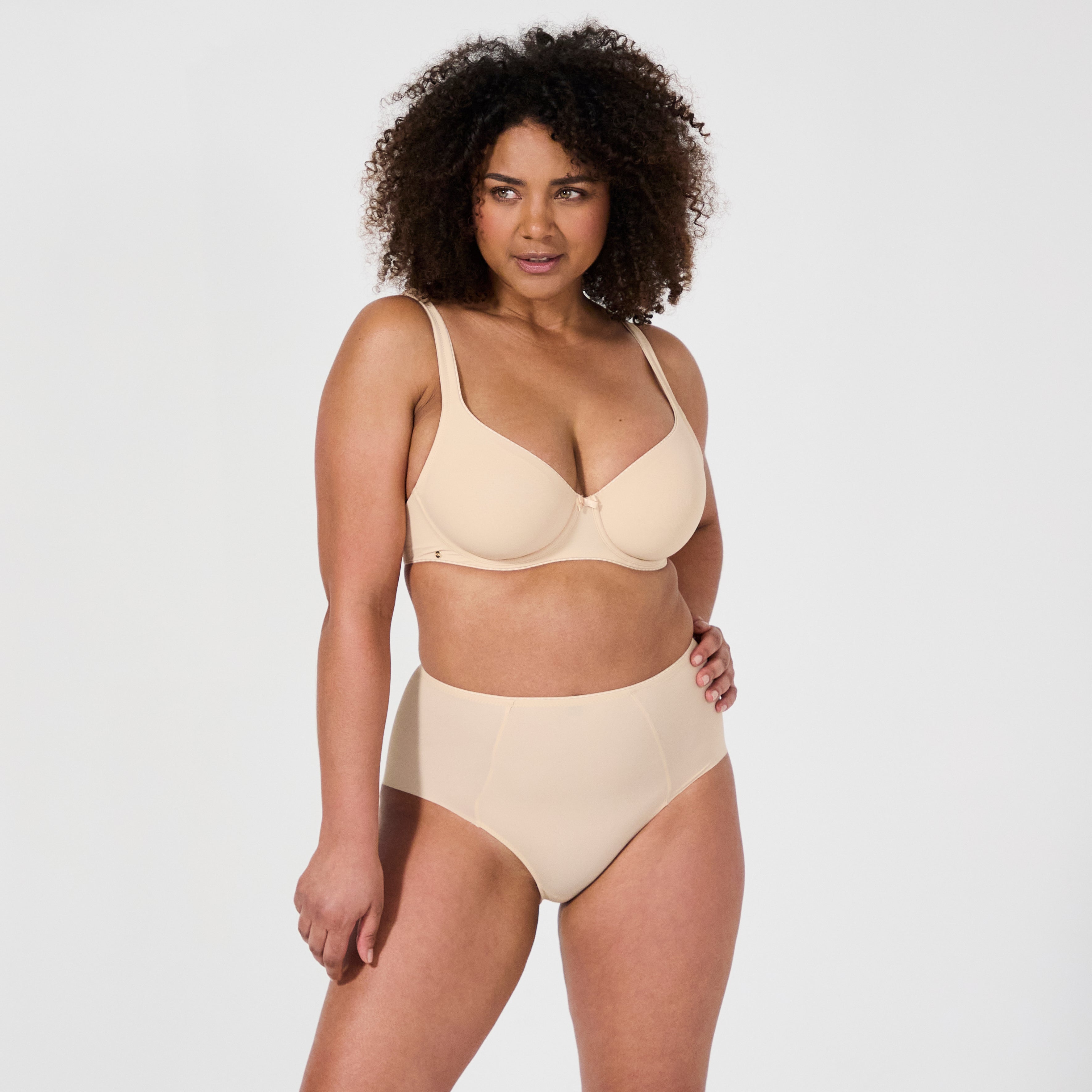 Just Daily Nude Underwired Molded Bra
