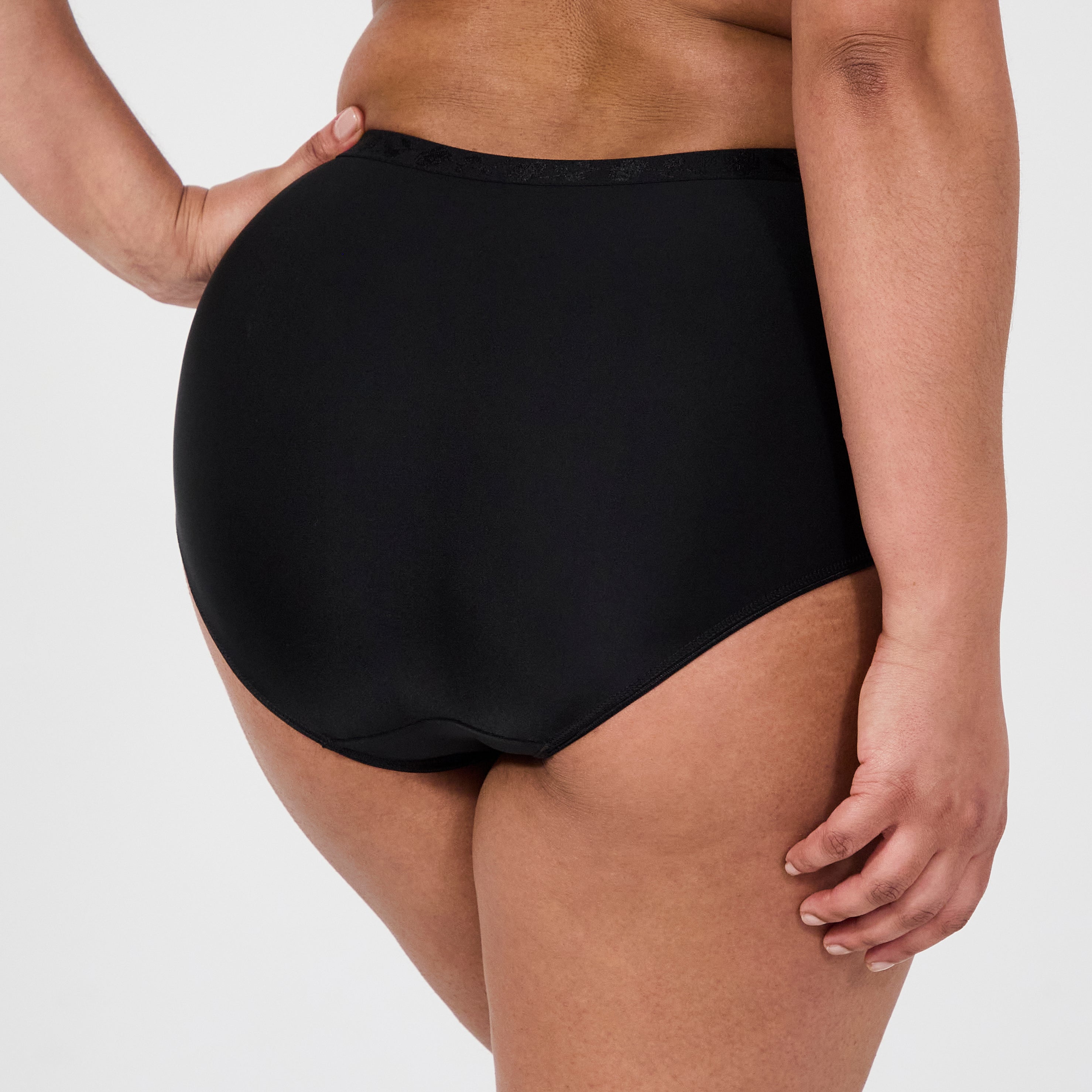 Culotte taille haute ventre plat noir Just micro