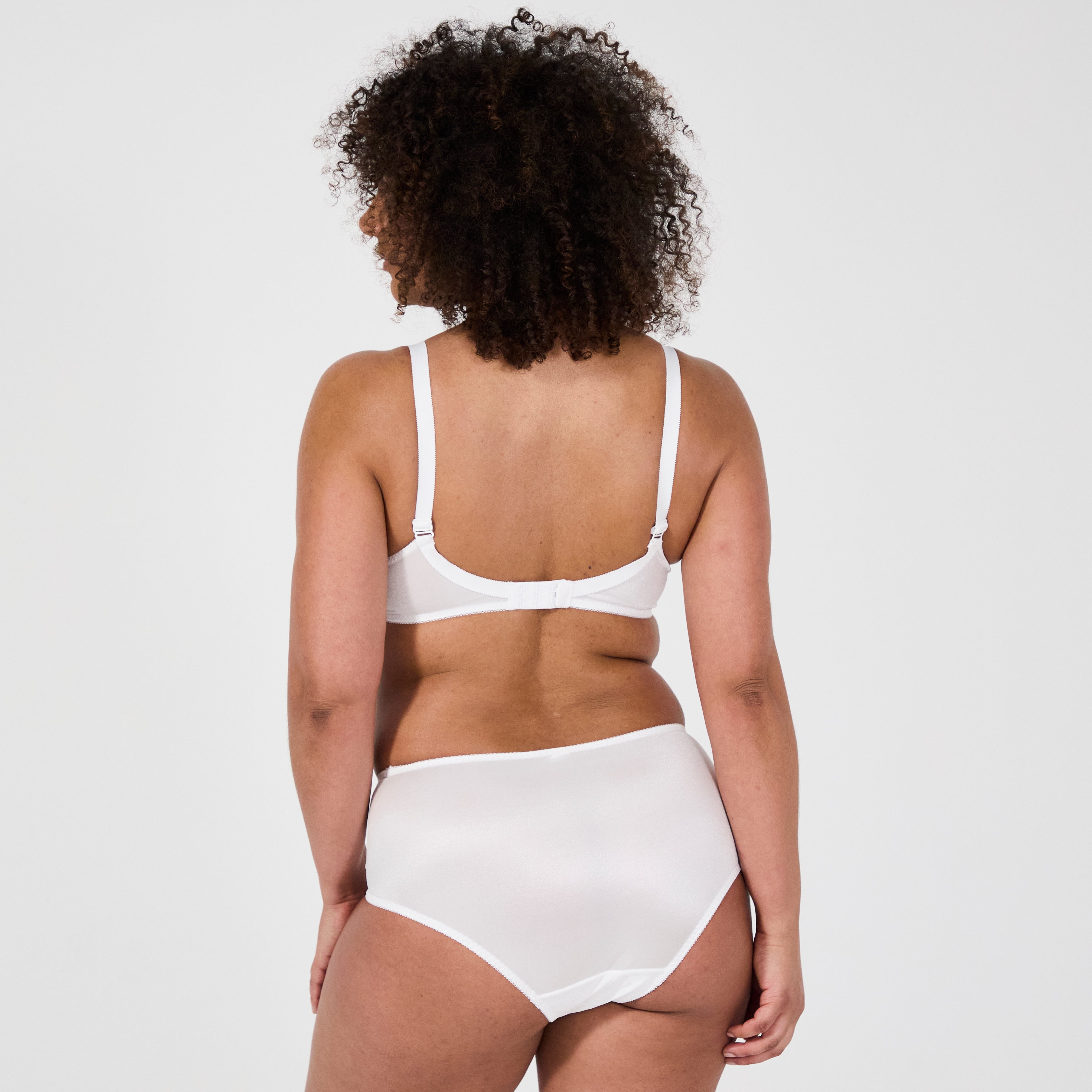 Emily white underwired bra