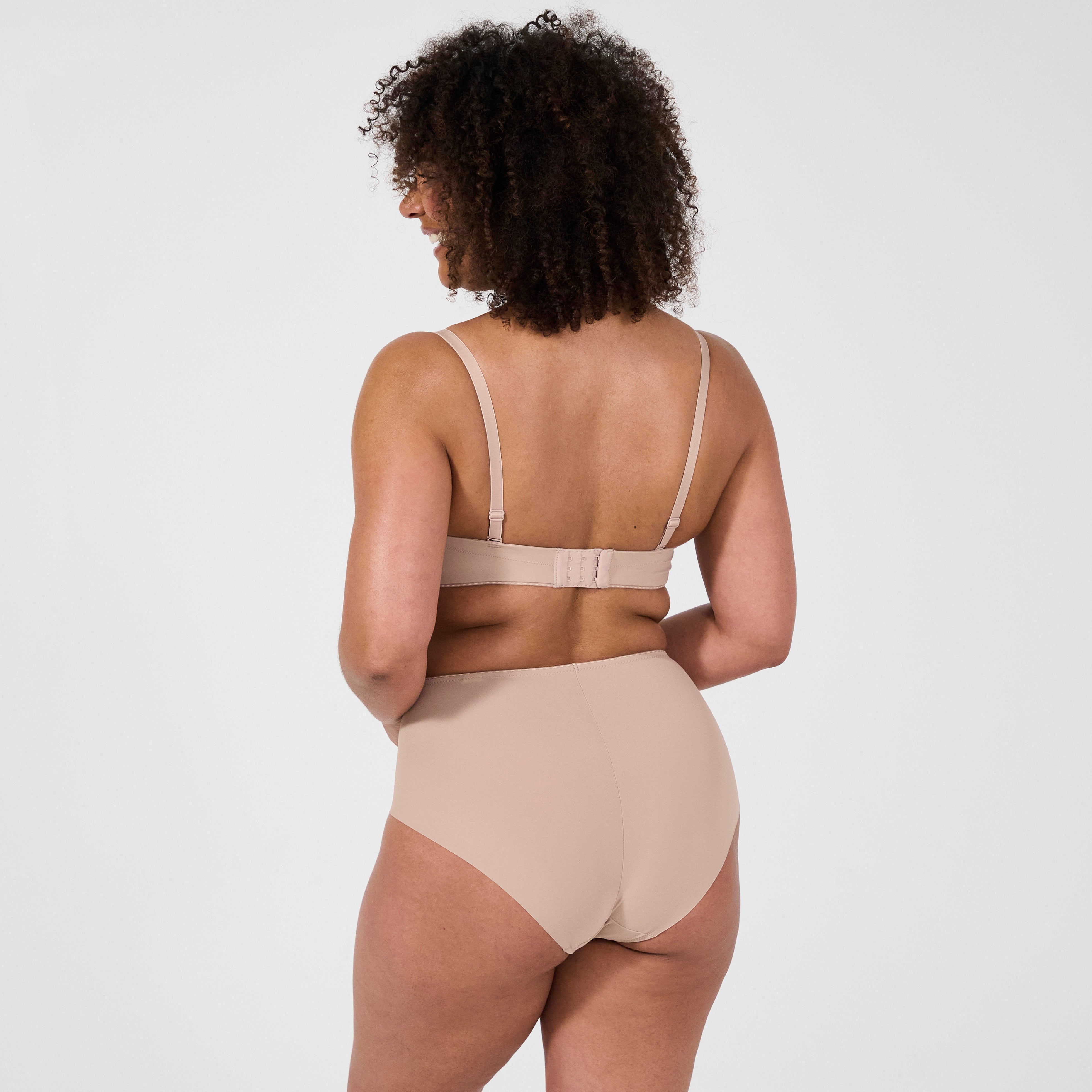 Soutien-gorge bandeau avec armatures nude foncé Just daily