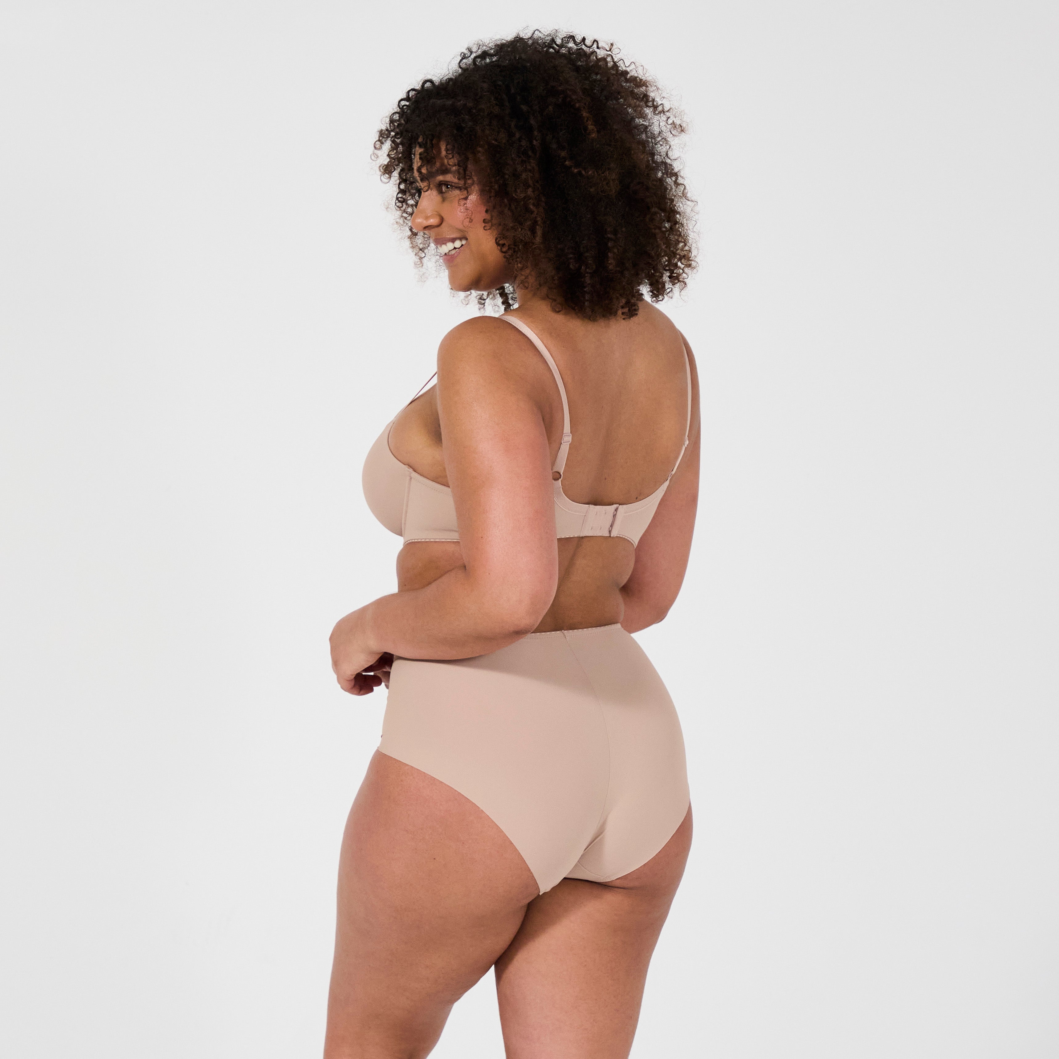 Soutien-gorge coques avec armatures nude foncé Just daily