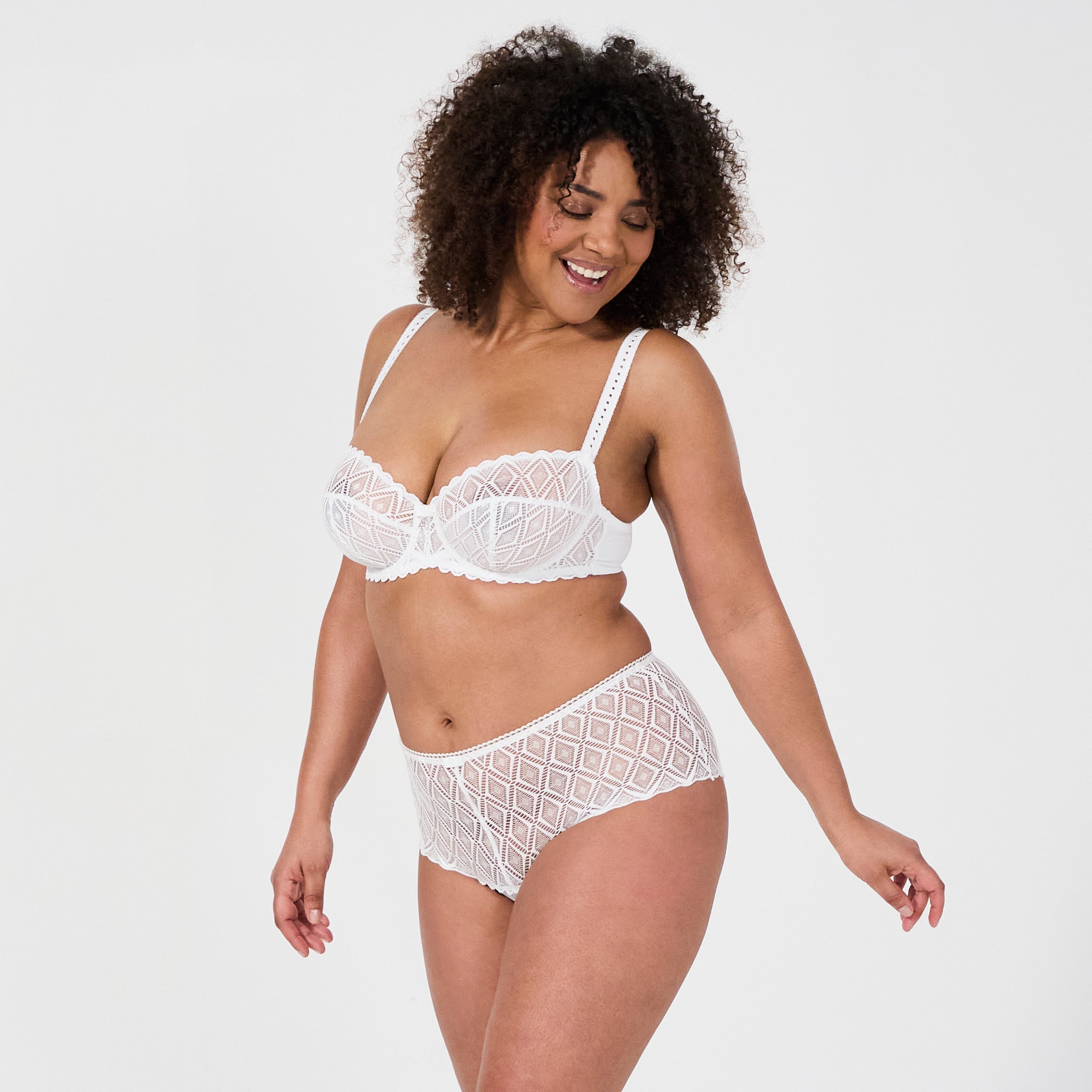 silhouette soutien gorge culotte amelia blanc face