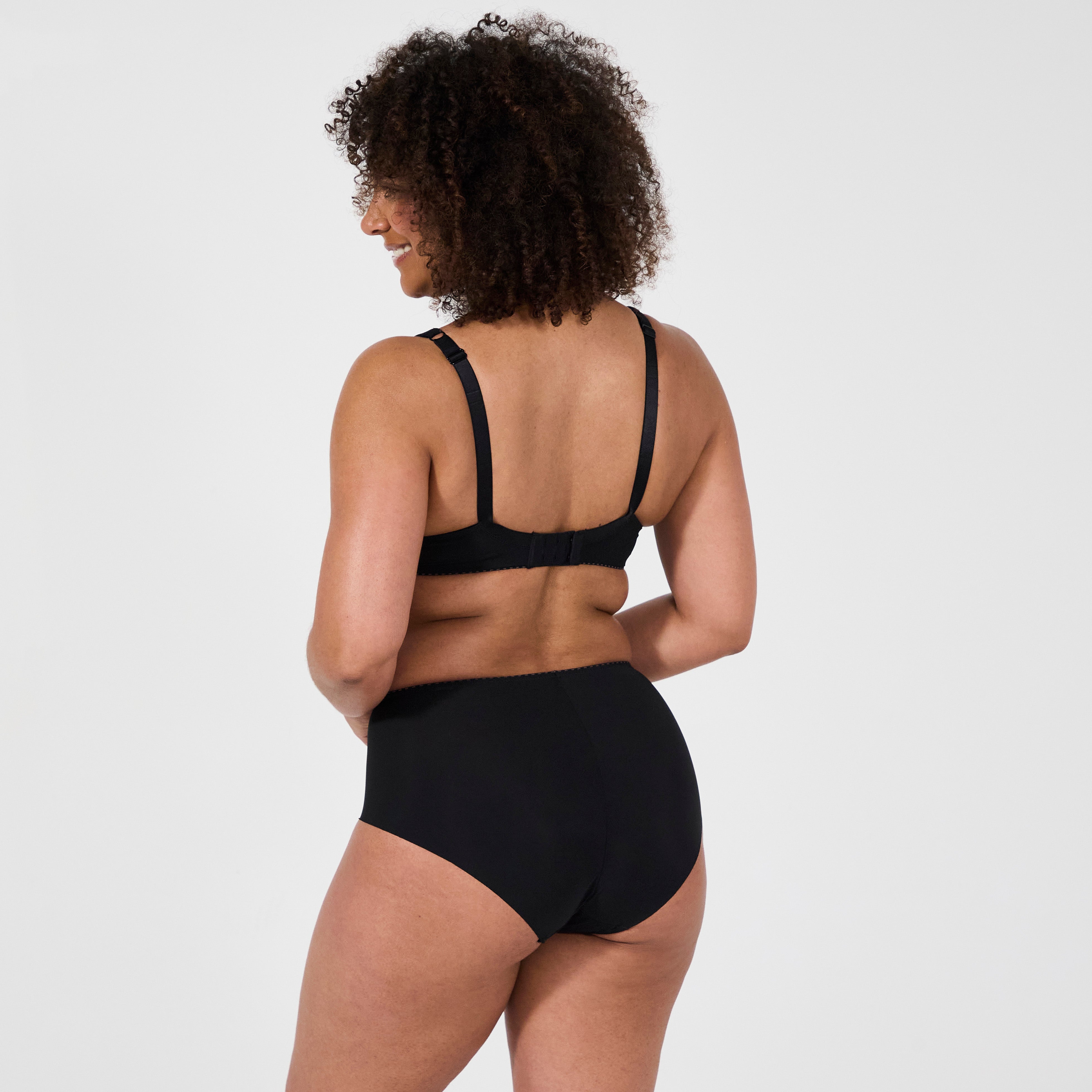 Just Daily Black Underwired Molded Bra
