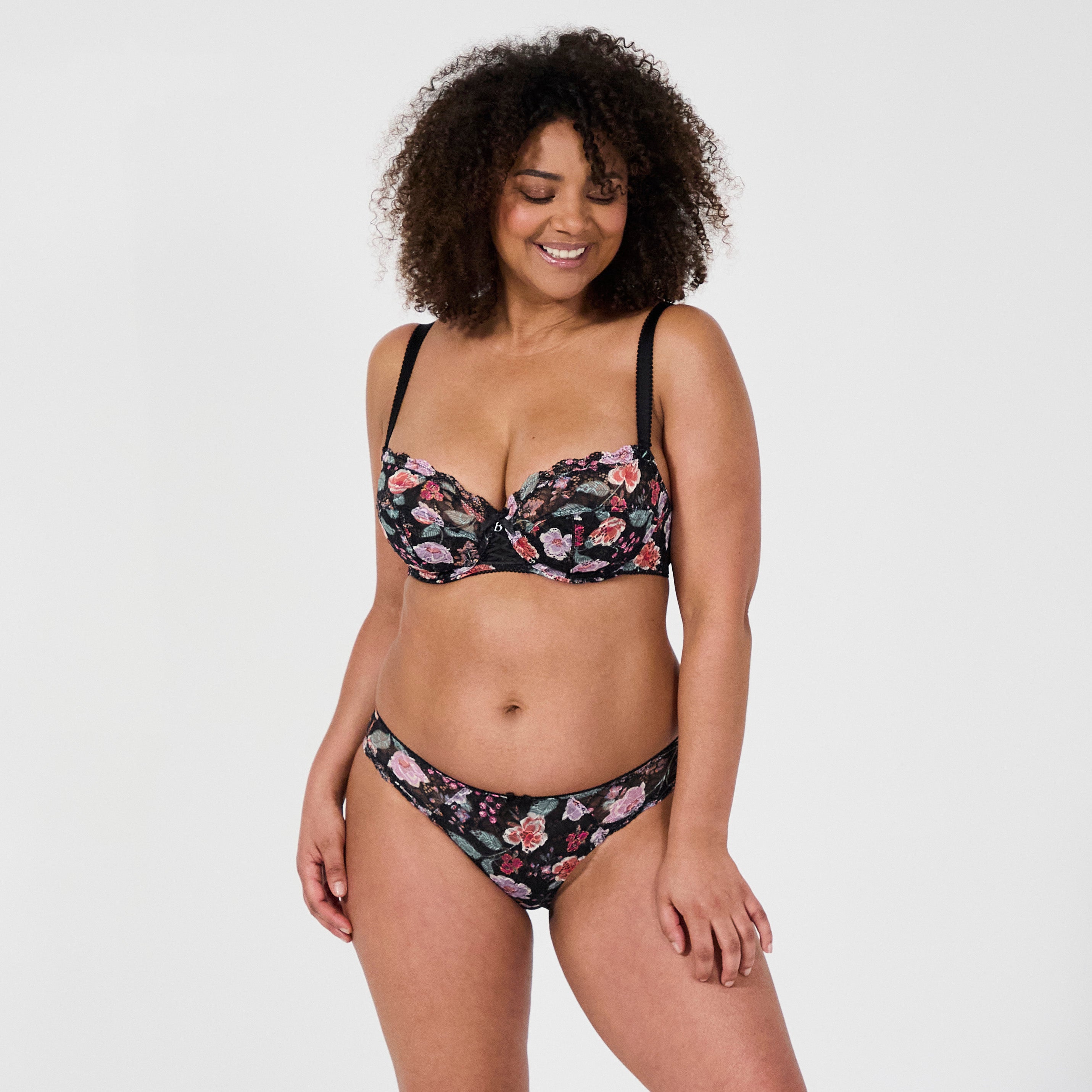 silhouette soutien gorge slip luccia swing noir imprime face