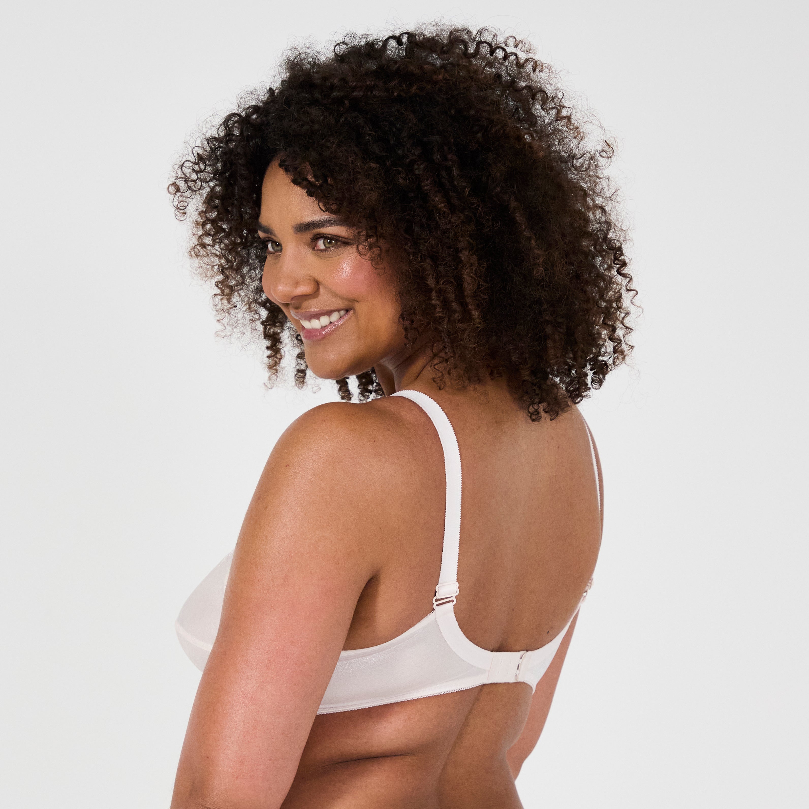 Emily powder pink underwired bra